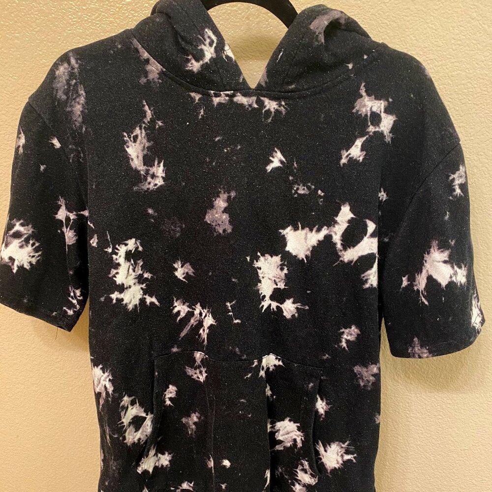 Elwood Short Sleeve Hoodie